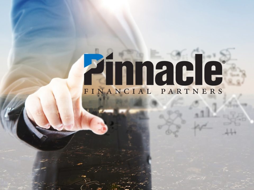 Rob McCabe to remain Pinnacle director and chief banking officer through 2027