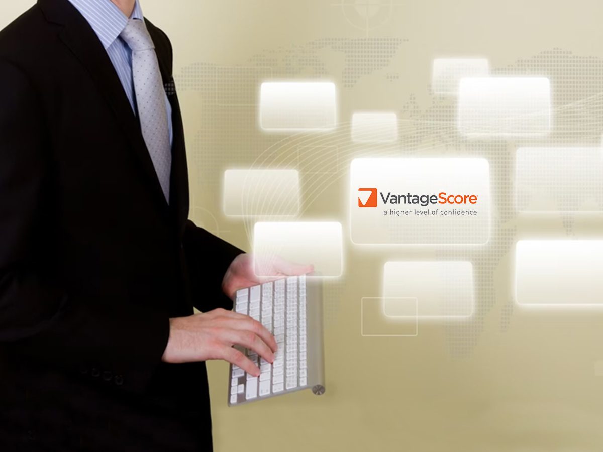 VantageScore CreditGauge™ December 2025: Average VantageScore Credit Score Drops One Point on Surging Mortgage Delinquencies